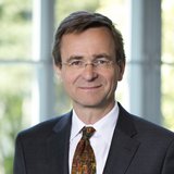 Porträtfoto von Univ.-Prof. Dr. Joachim Widder Leiter des Comprehensive Cancer Center und Leiter der Universitätsklinik für Radioonkologie
